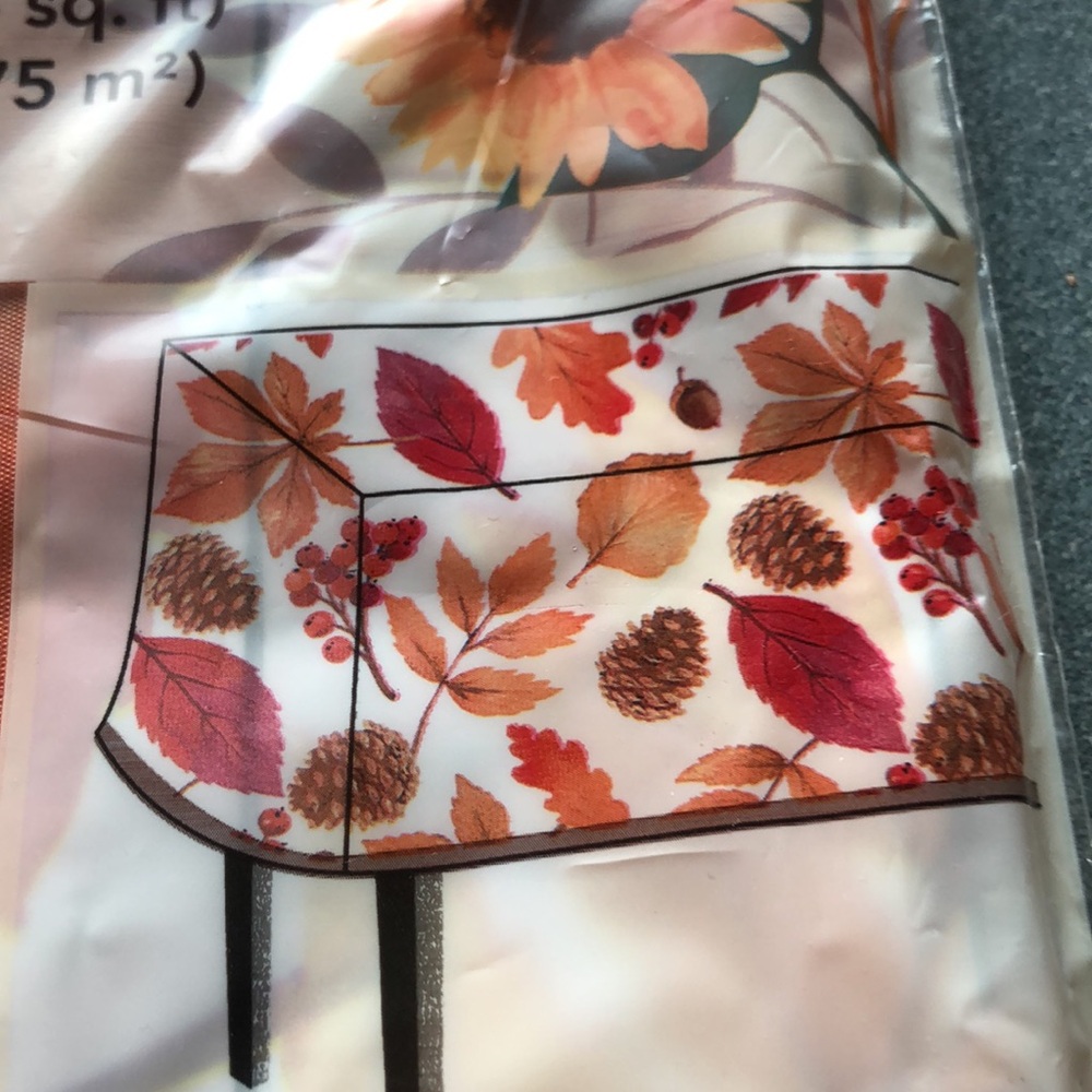 Fall Table Cover - Picture 3 of 4